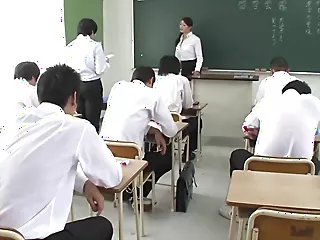 Abuser dans le teacher